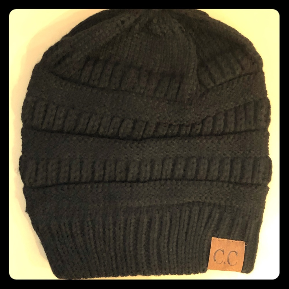 Brand New_CC Ponytail Beanie Hat Messy Bun…